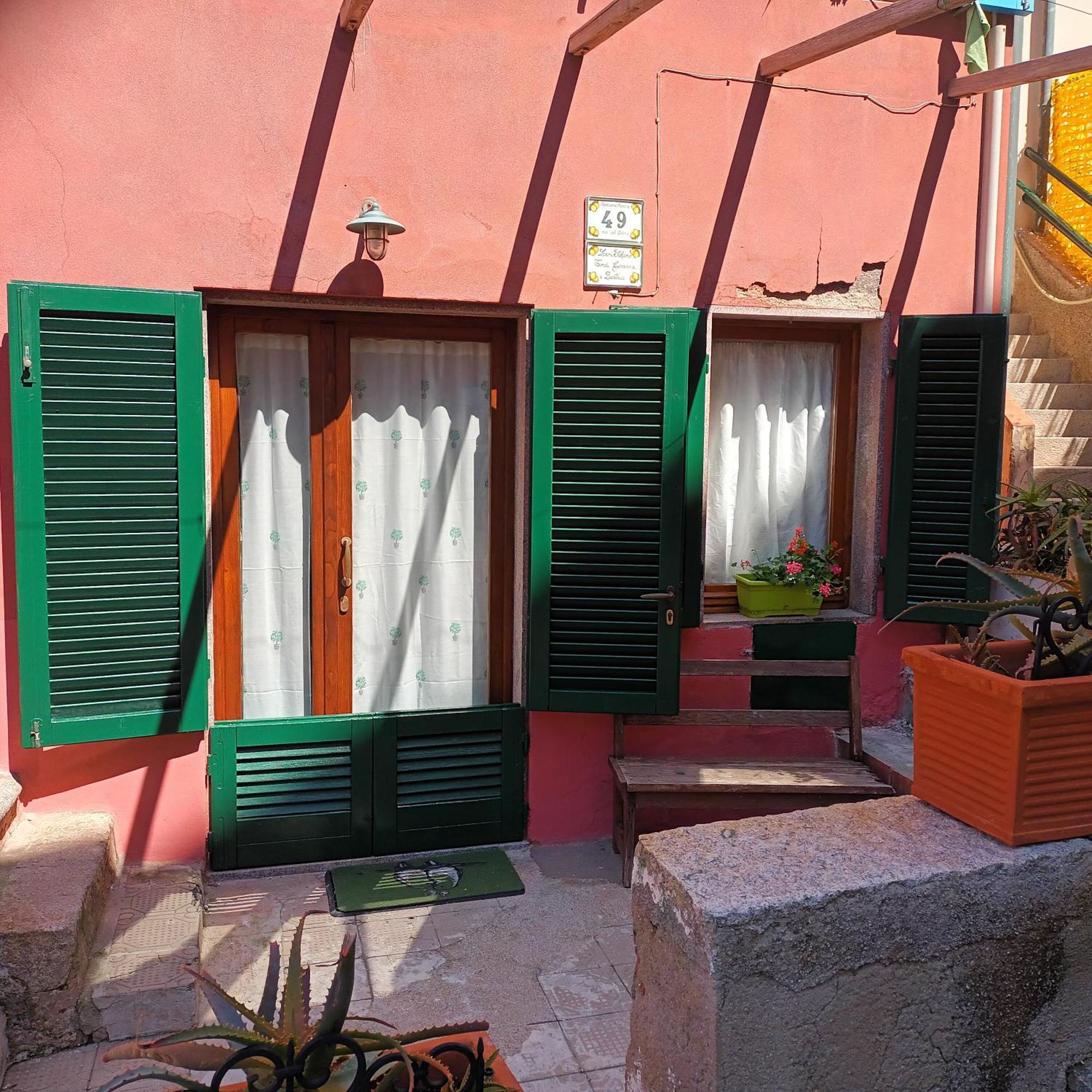 マルチャーナ・マリーナ La Casina Rossaヴィラ エクステリア 写真